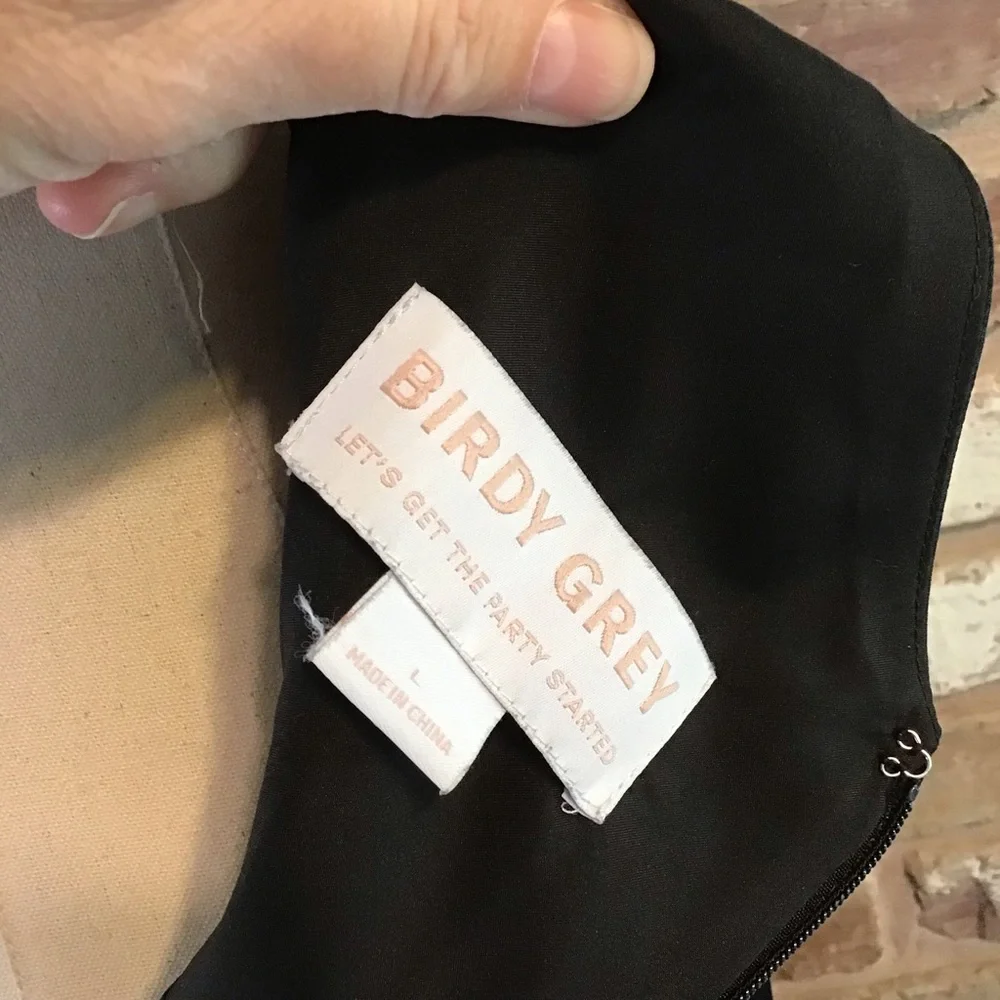 BIRDY GREY Women's Black Satin CATHERINE V-Neck Ruched Sleeveless Dress L - Picture 7 of 8